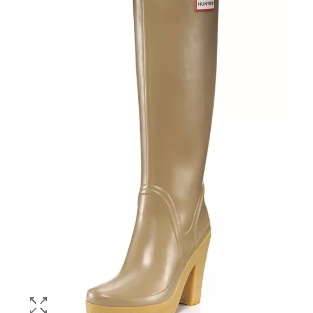 NWT Hunter Women's Beige TALL heel Rain Boots Sz 7 - Picture 2 of 13